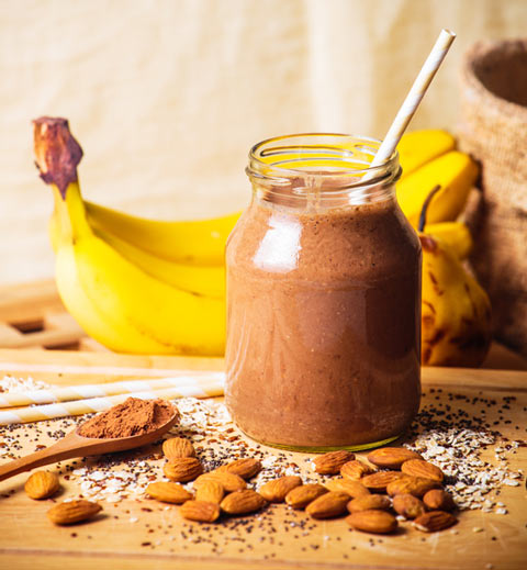 Looking for an easy recipe using rice bran, which is high in alpha lipoic acid? This rice-bran smoothie recipe will satisfy your sweet tooth and its ingredients also have plenty of healthy antioxidants.